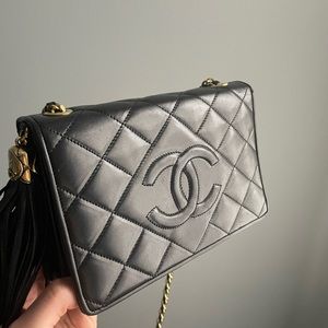 Authentic Chanel Vintage Diamond CC Flap Bag Quilted Lambskin Mini